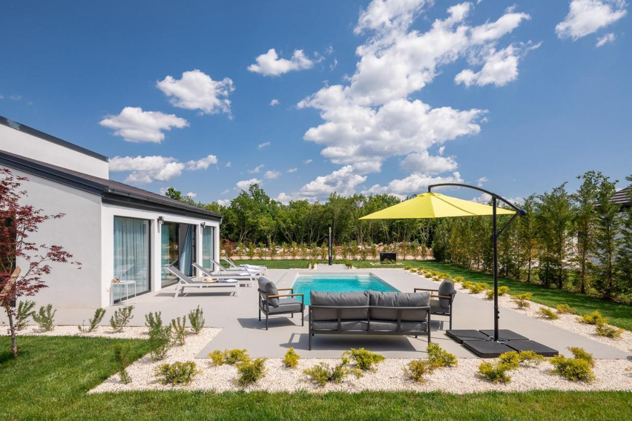 Bandelli Villas Oklaj Екстериор снимка