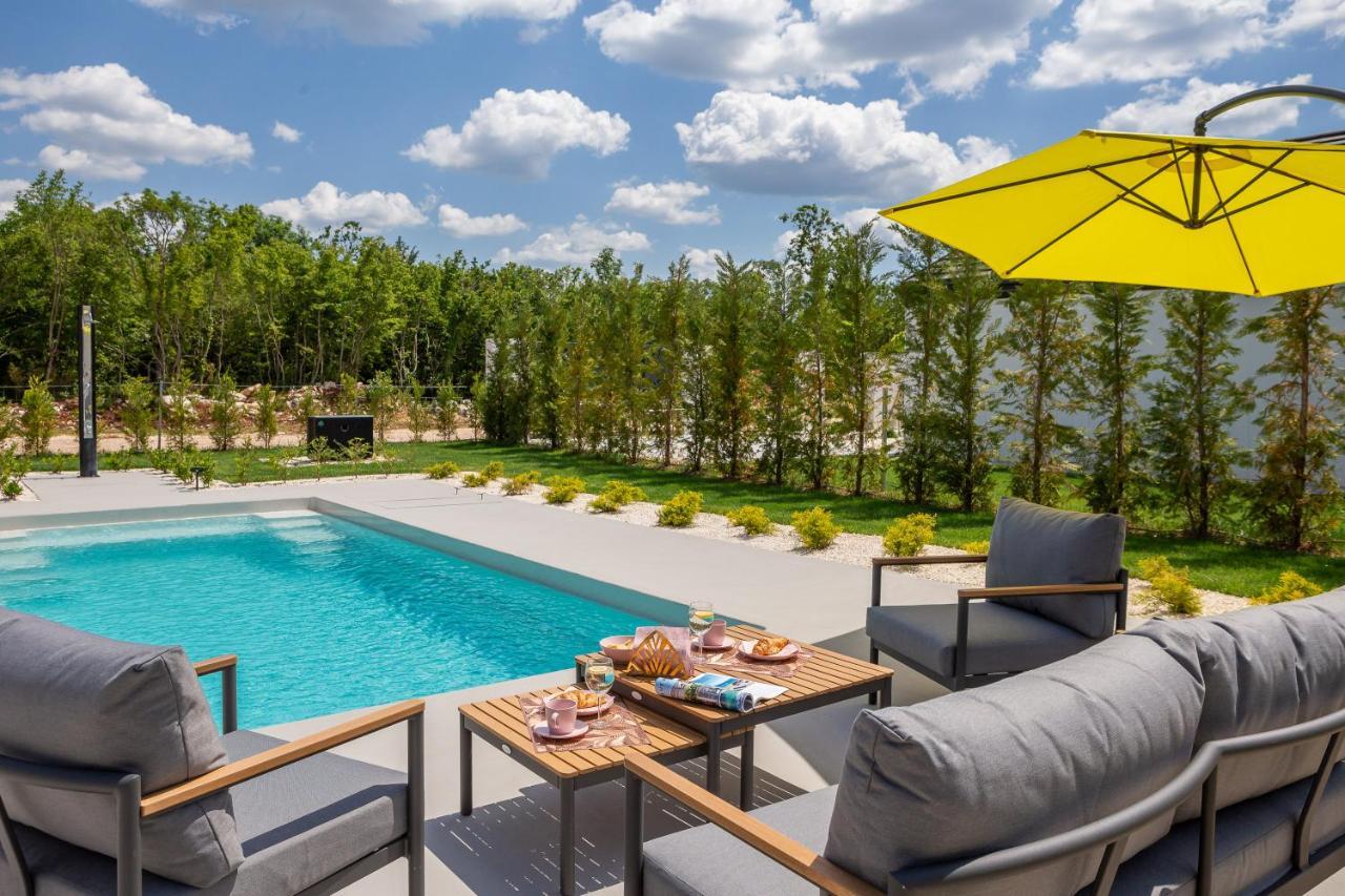 Bandelli Villas Oklaj Екстериор снимка