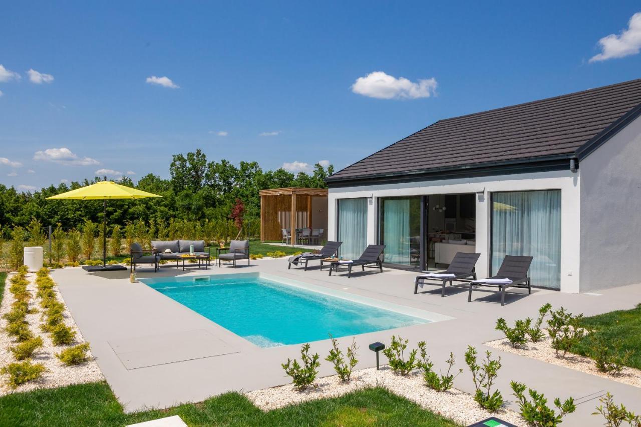 Bandelli Villas Oklaj Екстериор снимка