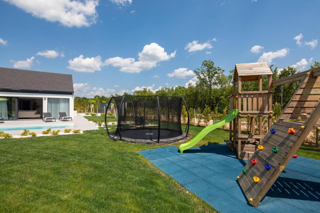 Bandelli Villas Oklaj Екстериор снимка