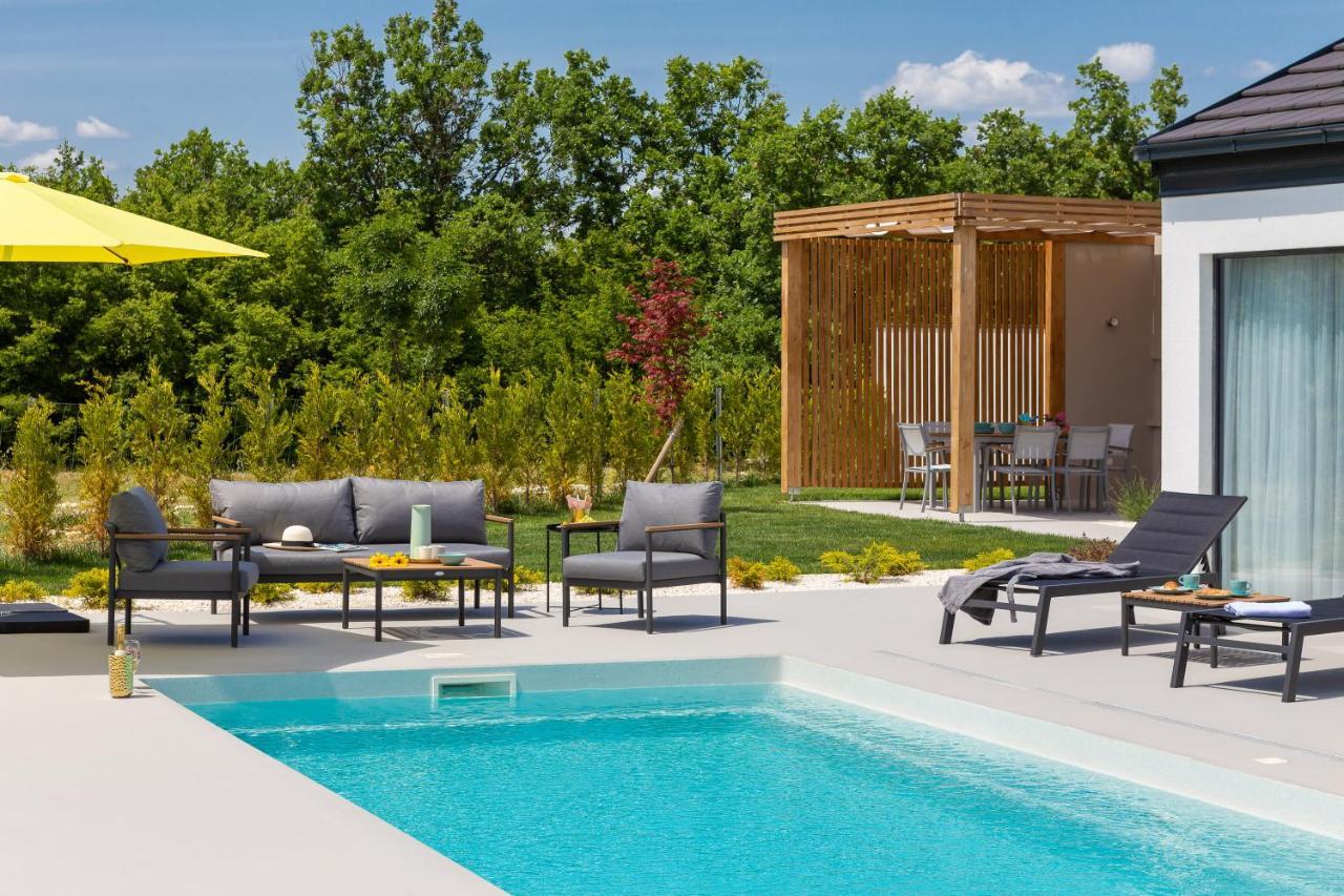 Bandelli Villas Oklaj Екстериор снимка