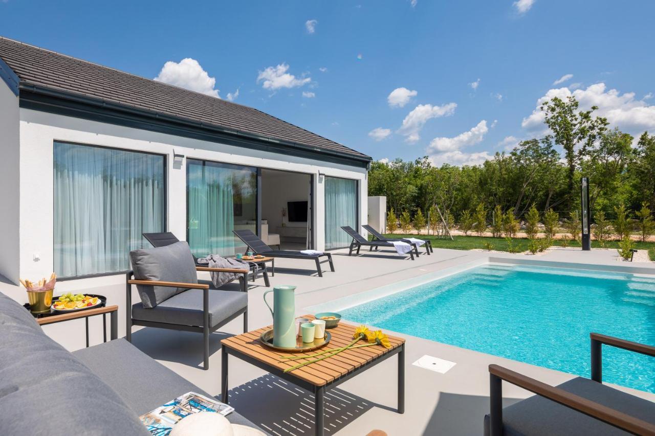 Bandelli Villas Oklaj Екстериор снимка