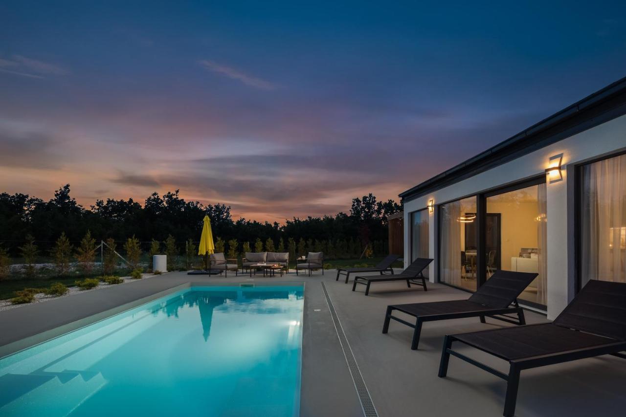 Bandelli Villas Oklaj Екстериор снимка